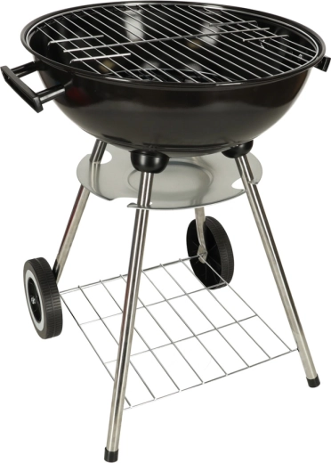 Large chrome-plated grate