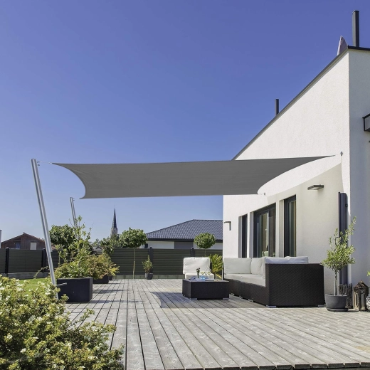 Universal use in the garden and around the home
