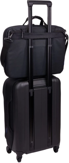 Trasporto comodo e viaggio con trolley