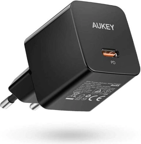 Black Mini Charger Aukey with USB-C 20W Power Delivery