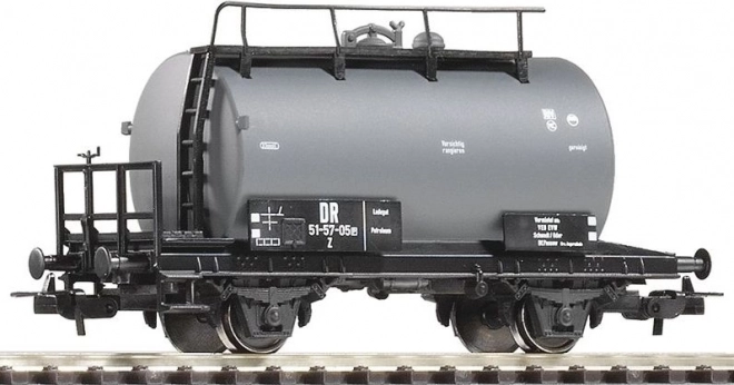 Piko DR Tank Car, Era III (H0)