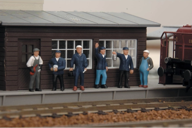 Piko railway staff figures – set of 6 pcs