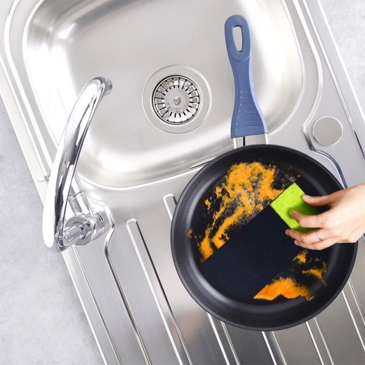 Presa confortevole e pulizia semplice