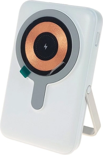 Display LED chiaro e design compatto