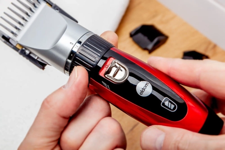 Lunghezza di taglio regolabile e lunga autonomia