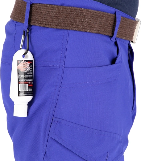 Mousqueton pour l’accrocher à la ceinture ou au sac