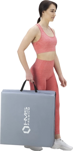 Easy to carry thanks to handles