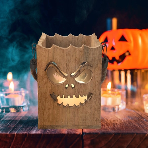 Effetto luminoso di Halloween grazie al motivo intagliato