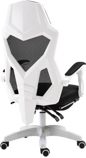 Ergonomický tvar a nastavitelné prvky