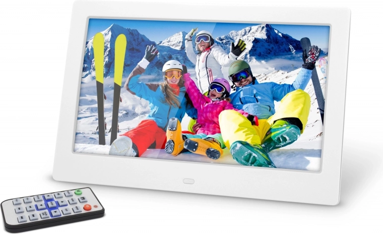 Bright 10.1" IPS display with wide angles