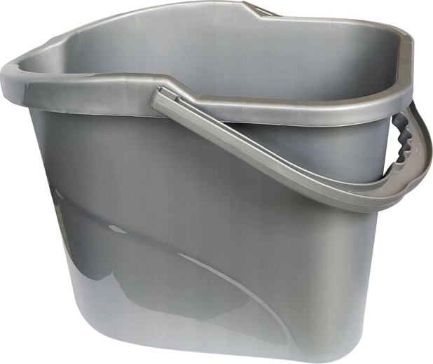 Comfortable carrying and clean pouring