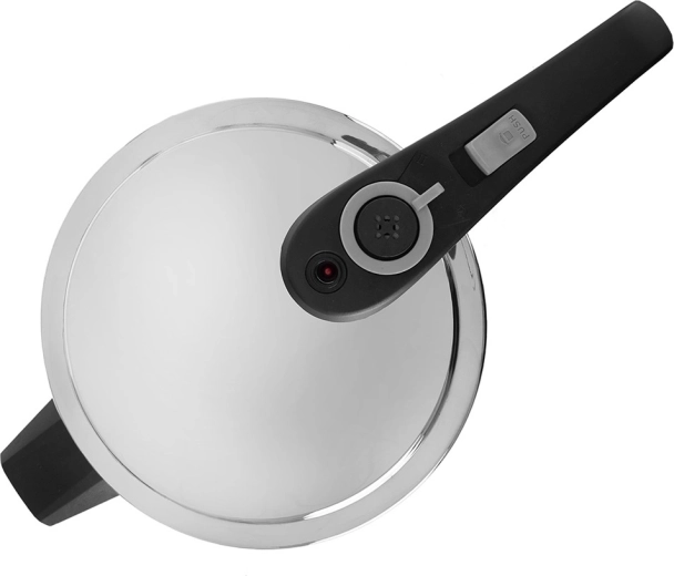 Easy and safe closing with push system