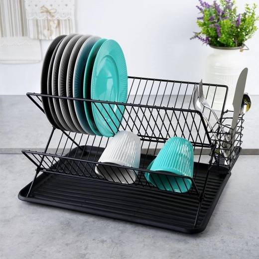 Capacità a due livelli per 21 piatti