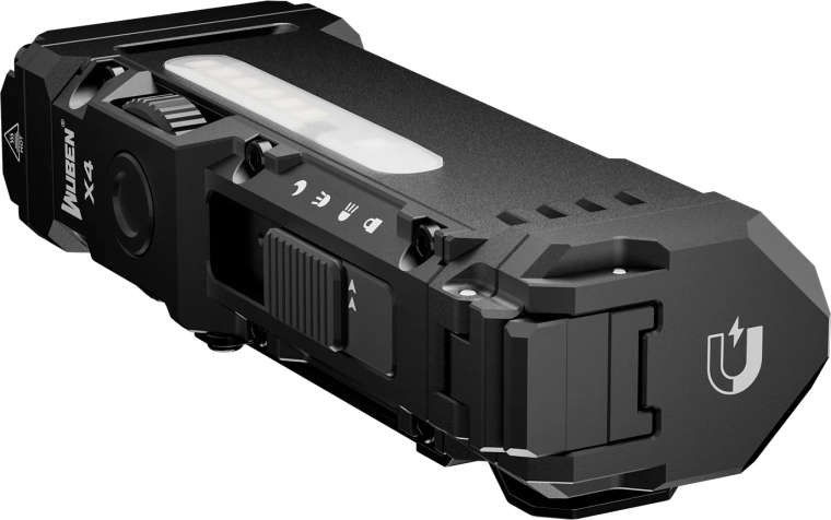 Hands‑free thanks to magnetic base and clip