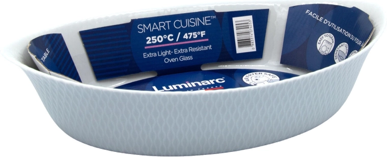 Extra light yet durable oven-safe glass dish
