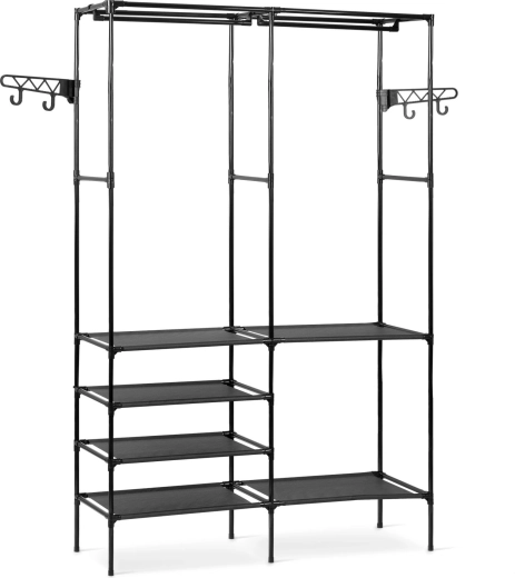 Due barre appendiabiti e tre livelli in altezza