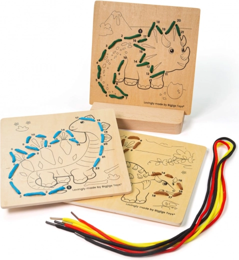 Kvalitní dřevěné zpracování a barevné tkaničky