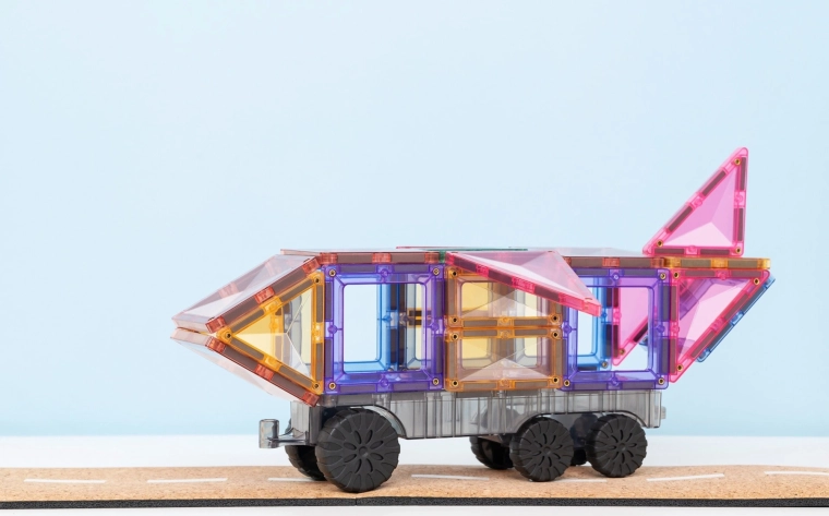 Gradnja prevoznih sredstev na delujočih kolesih