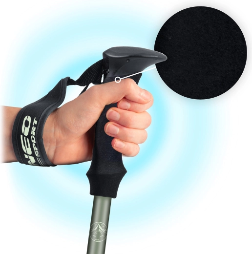 Impugnatura ergonomica in EVA e laccio regolabile