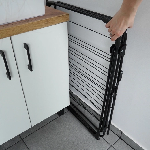 Space-saving folding design