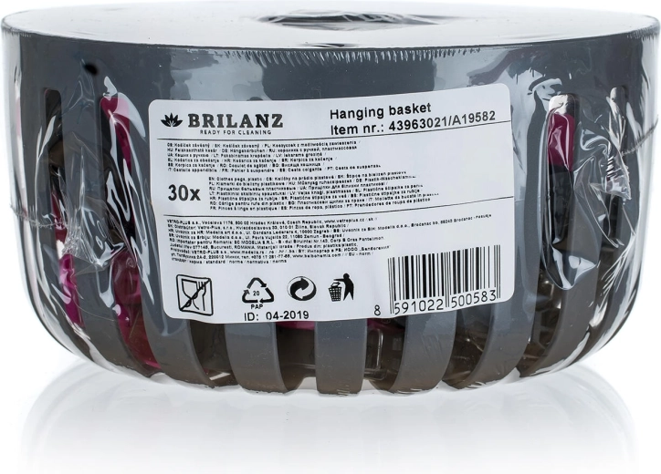 Breathable basket with water drainage