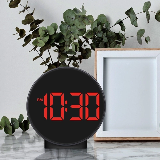 Mode nuit et luminosité réglable