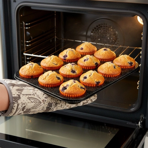 Stabilan metalni kalup za ravnomjerno pečenje