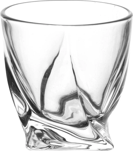 Verre stable avec fond épais