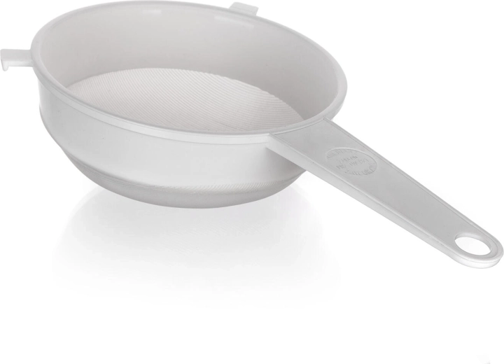 Stable placement on cookware