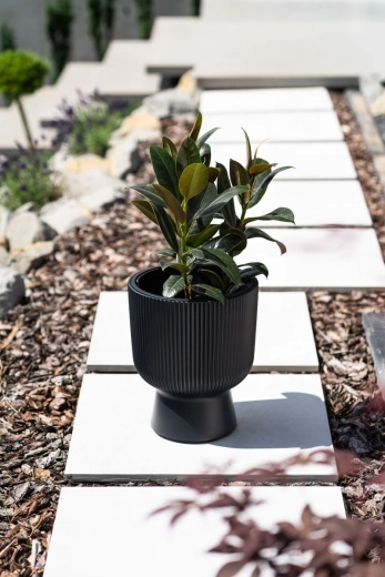 Résistant pour l’extérieur : plastique anti-UV et antigel