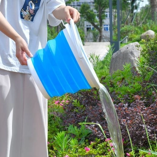 Lehké a odolné pro venkovní použití