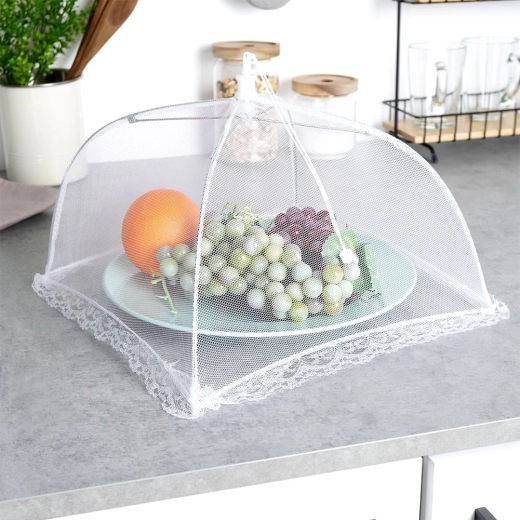 Leggera e versatile per interni ed esterni