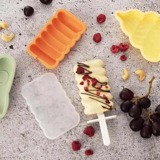 Tesnilni pokrov proti polivanju in vonjavam