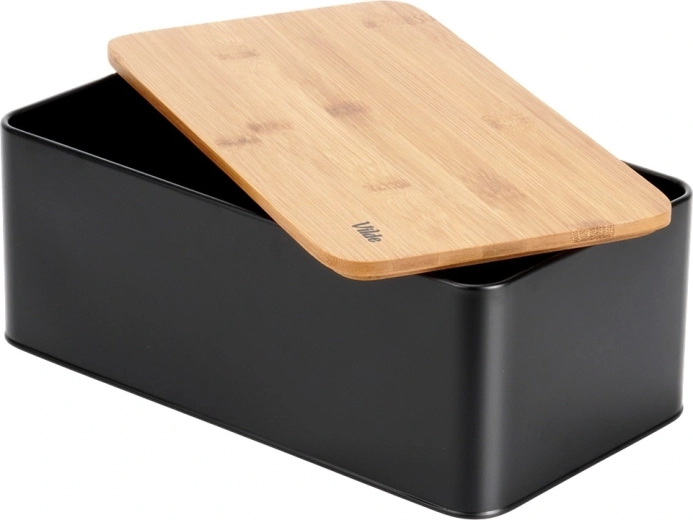 Bamboo lid doubles as a cutting board