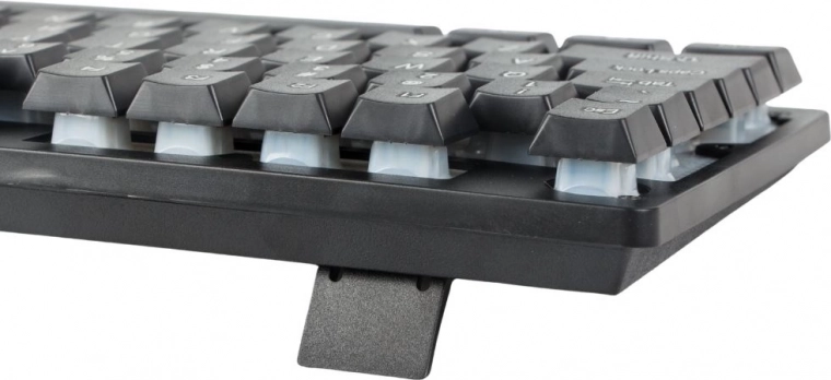 Tastiera da gaming con silenziosi switch a membrana e illuminazione RGB, USB