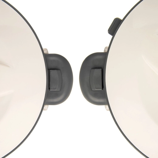 Kényelmes fedél és biztonságos fogantyúk