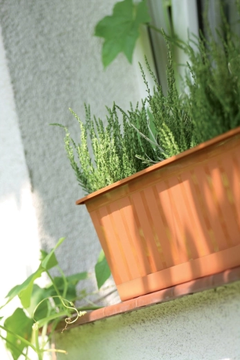 Elegant terracotta for any balcony