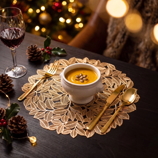 Gold Round Placemat with Metallic Effect, 38 cm