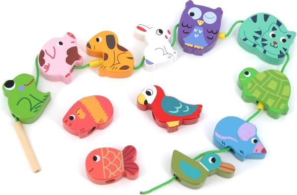Vilac threading animals for children