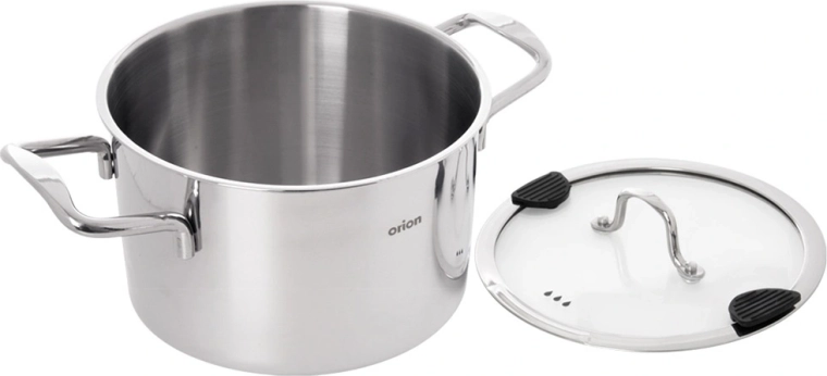 Versatile use: stovetop and oven