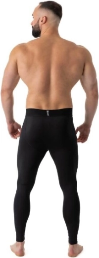 Large ceinture et coutures plates