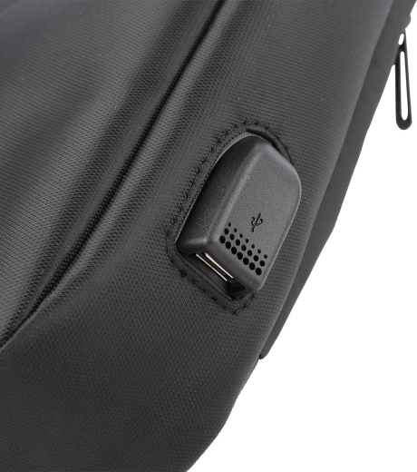 Ricarica pratica tramite porta USB esterna