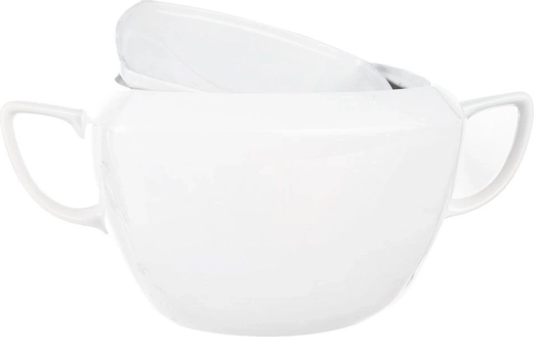 Large capacity for convenient serving