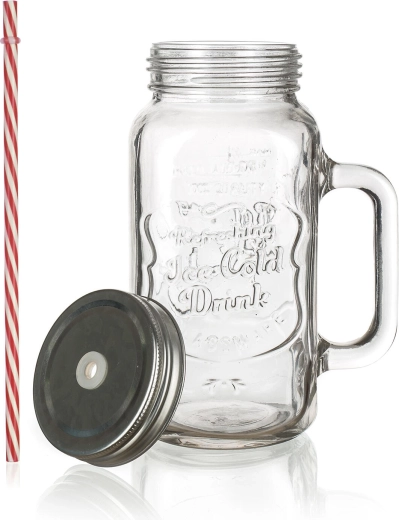 Comfortable handle and elegant glass