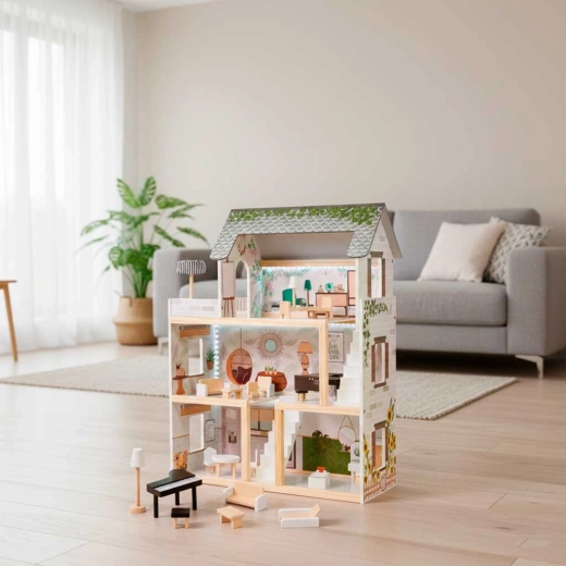 Tri nadstropja igralnega sveta s teraso