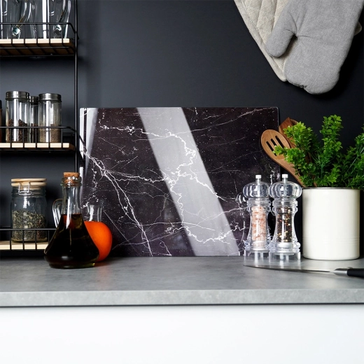 Univerzálne použitie: krájanie, podložka aj servírovanie