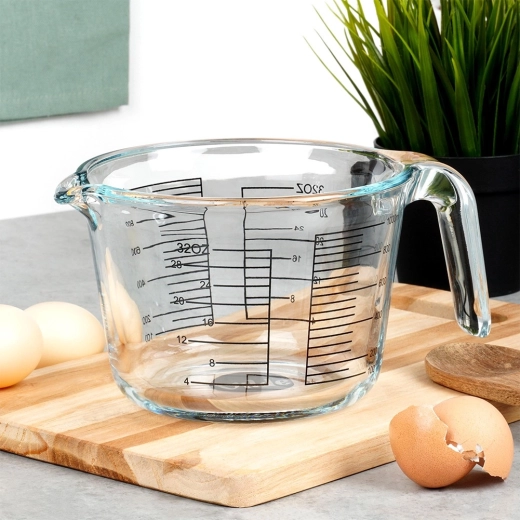 Odporno borosilikatno steklo