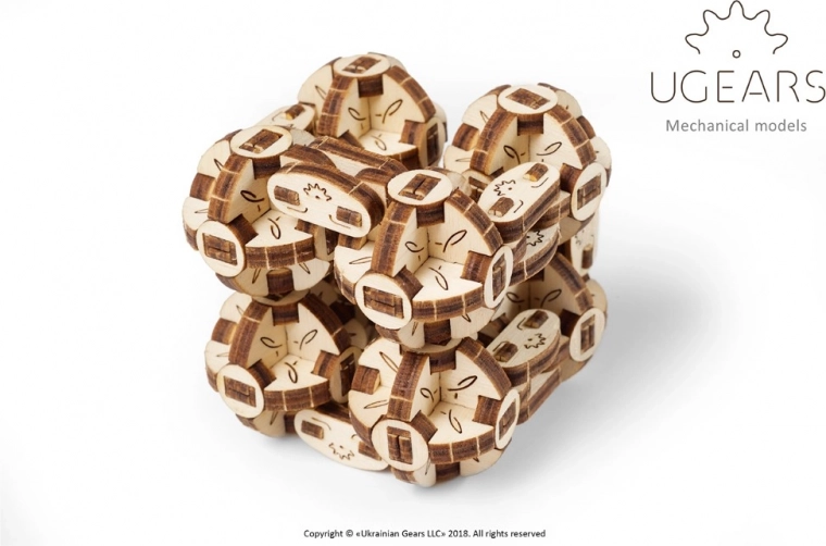 Ugears 3D lesena mehanska sestavljanka Flexi kocka