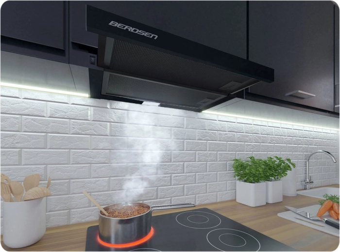 Easy maintenance thanks to aluminum filters