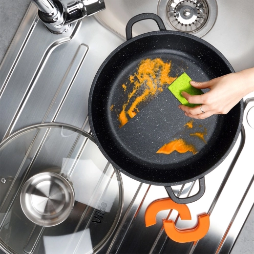 Revêtement granit antiadhésif et entretien facile